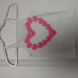 XS Tank top.  NWOT.  White with floral heart and ruffled hem, (see measu…